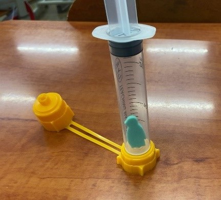 4年生理科 閉じこめた空気や水を 押し縮めると 京都聖母学院小学校 4年生理科 閉じこめた空気や水を 押し縮めると 京都聖母学院小学校