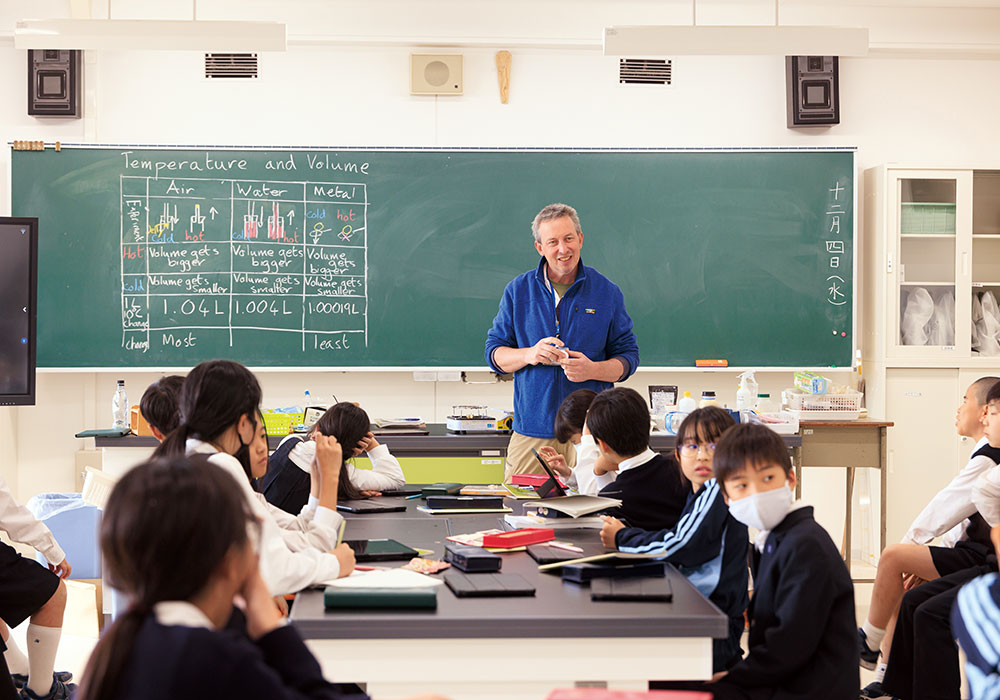 多くの教科を英語で学習