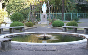 噴水の庭
