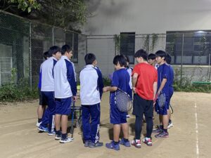 男子テニス部