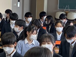 高Ⅰ・Ⅱ国語合同授業「聴く」