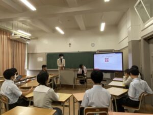 上智大学の先輩より