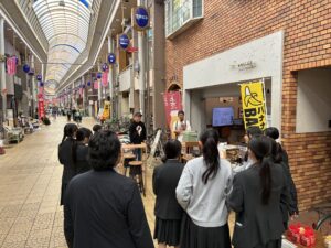 🍯キルギス✖️香里ヌヴェール学院　はちみつプロジェクト🐝